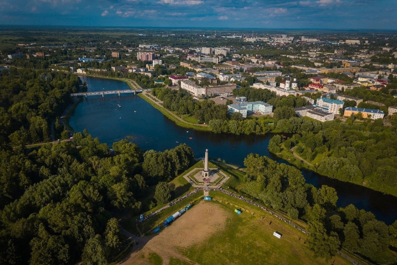 Поздравление с Днём города Великие Луки от руководства города..